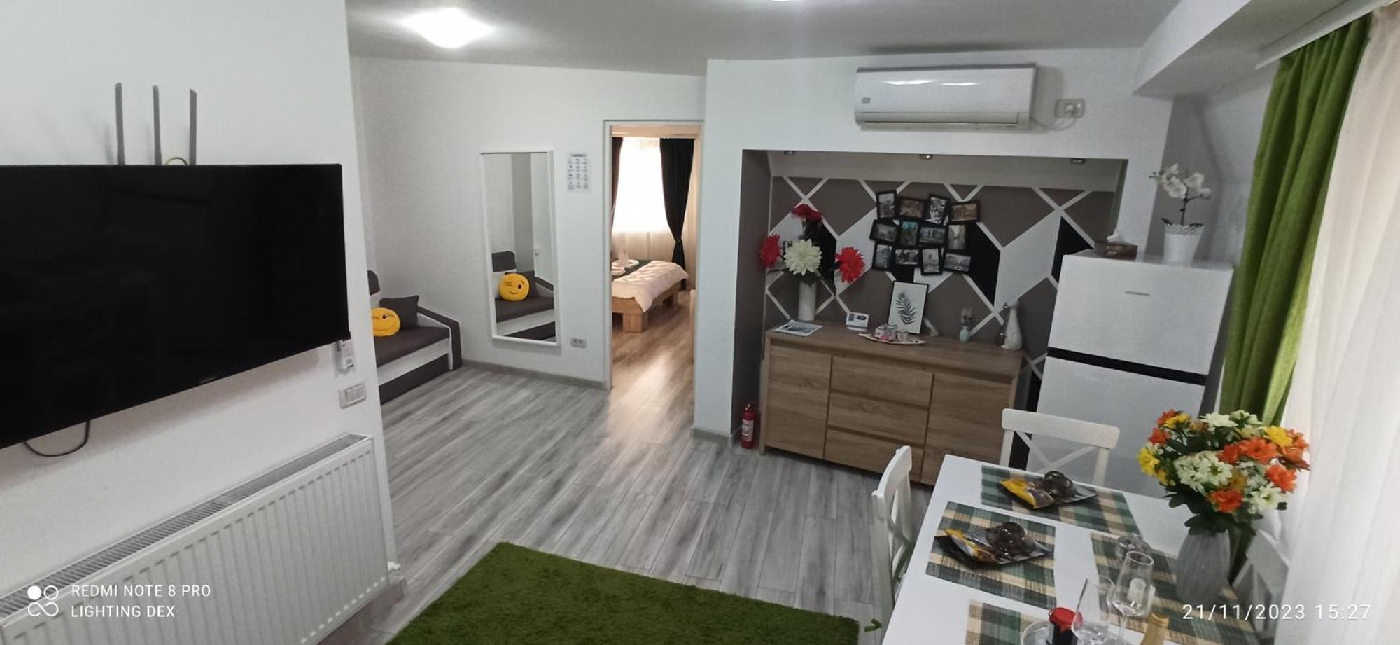 Comfortable Apartment University Square Bucharest Exterior photo